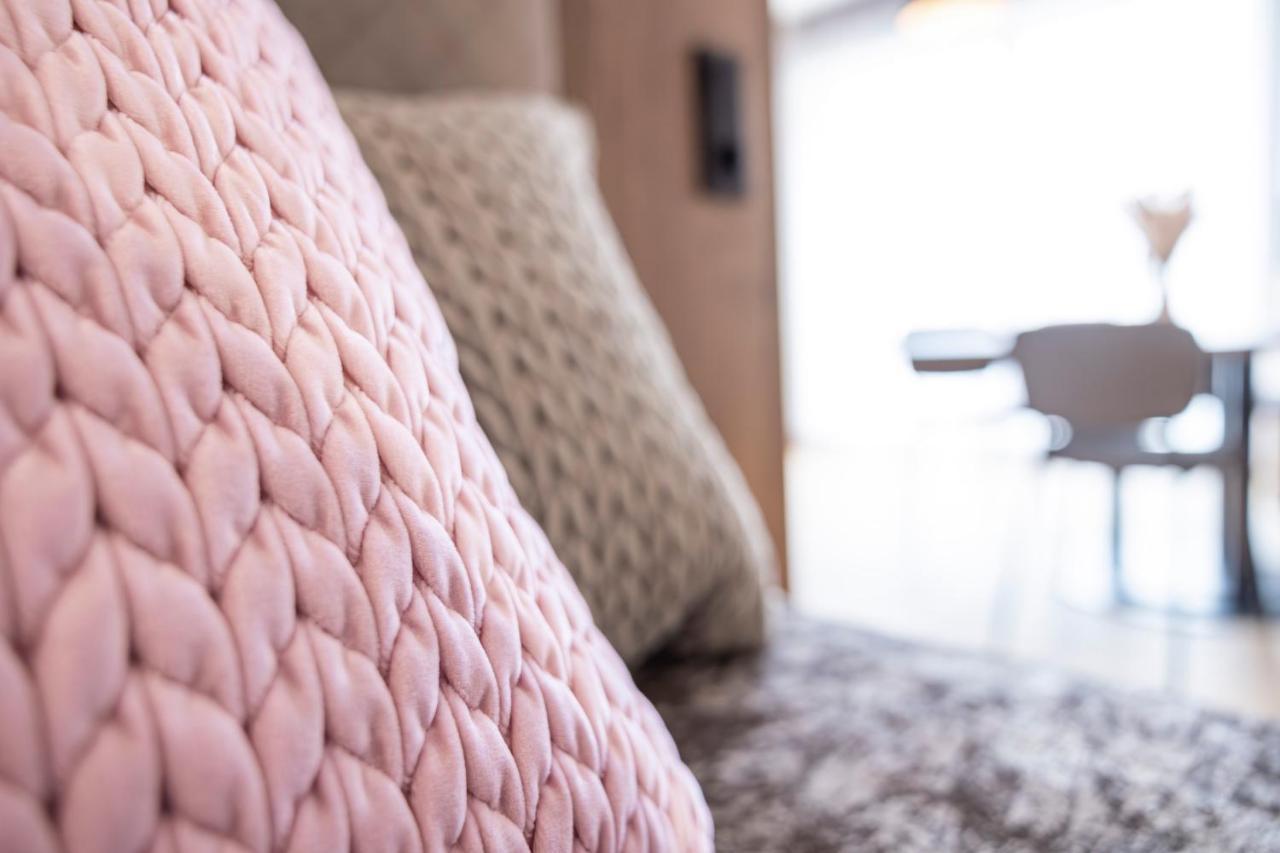 Bergmadl Apartments نيوستيف ام ستوبيتا المظهر الخارجي الصورة