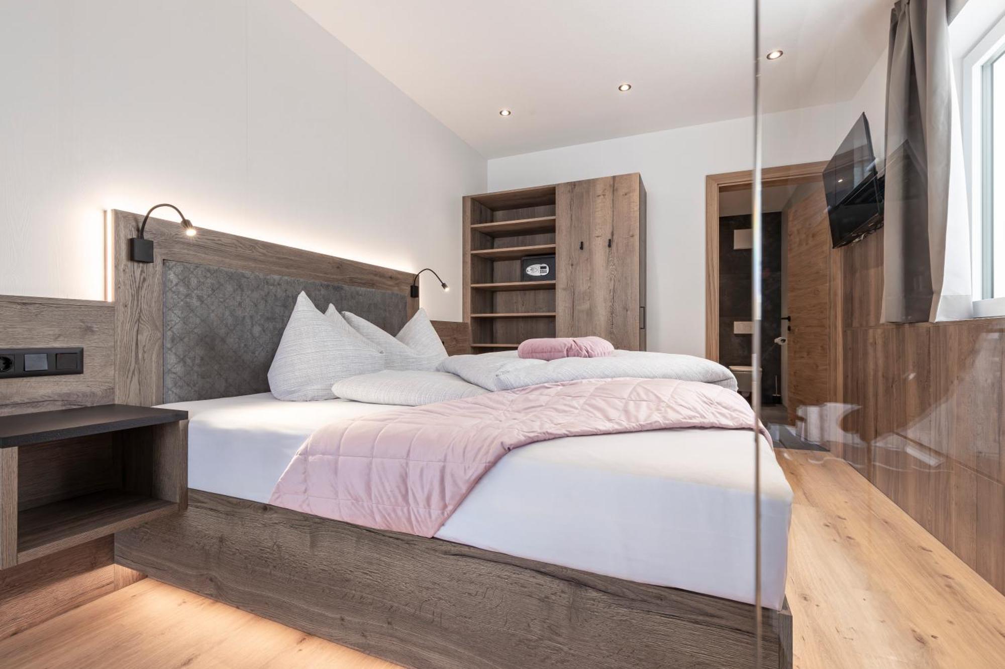 Bergmadl Apartments نيوستيف ام ستوبيتا المظهر الخارجي الصورة