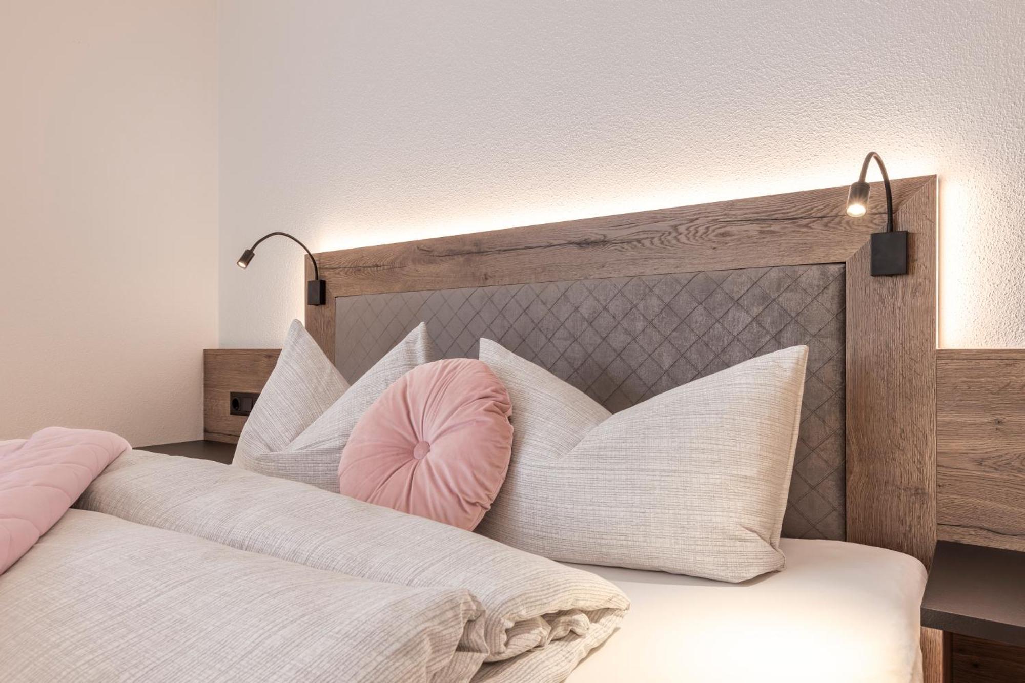 Bergmadl Apartments نيوستيف ام ستوبيتا المظهر الخارجي الصورة